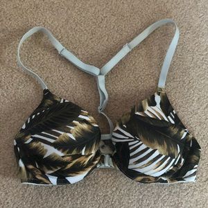 PINK/Victoria’s Secret Wear Everywhere Push-up Bra